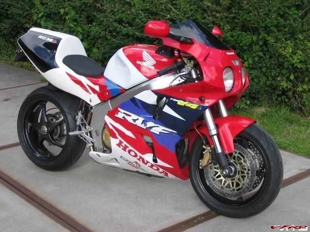 Honda rc45