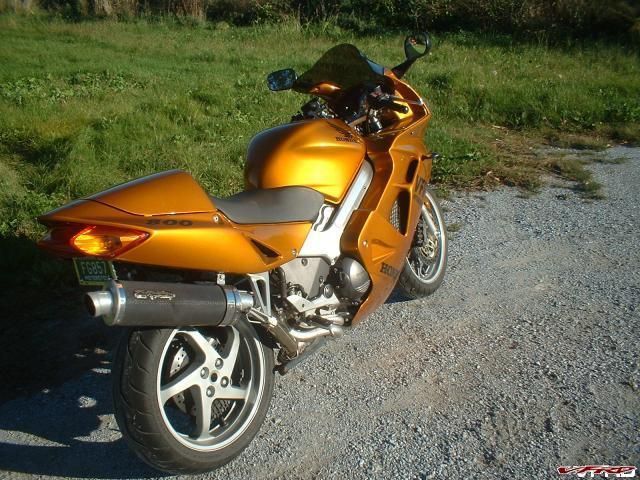 Honda single shop sided swingarm