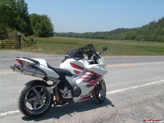 2006 VFR800