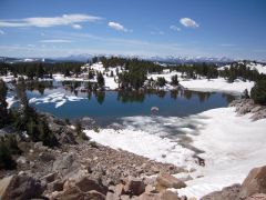 Beartooth pass lake