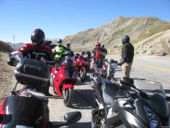 The Scenic Group stops at the summit of Loveland Pass
