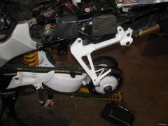 Powdercoated swingarm