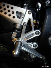 GSXR750RearSets1.JPG