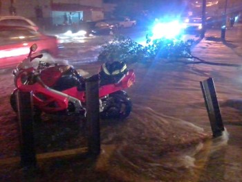 Vfr on street flood