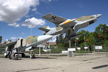 Posing at aircraft museum Wernigerode (Germany)  Mig 23 + Fiat G91