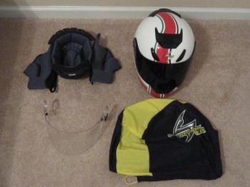 Scorpion EXO-750 for sale, includes size L and XL liners, tinted/clear visors and bag