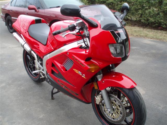 1995 VFR 750