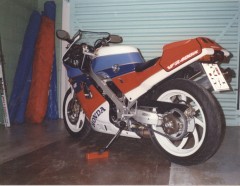 vfr400r5