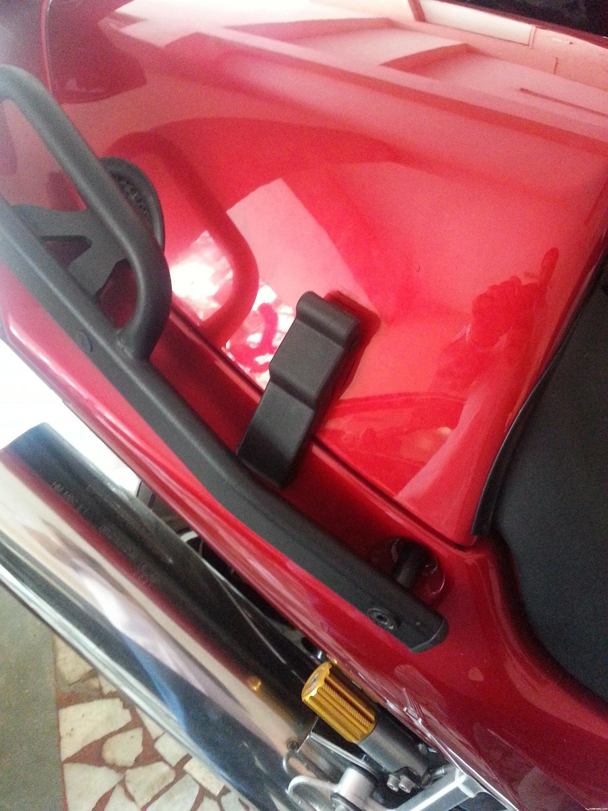Rear Seat Cowl Mod for Givi Rack 