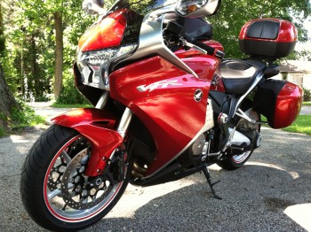 2010 Honda VFR1200F  VFR  1200F  Akrapovic  Two Brothers  Juice Box Pro  VFR1200  VFR