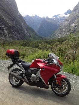 035. Road back up to the Homer Tunnel