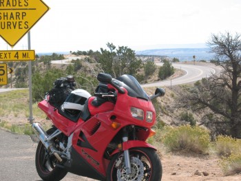 vfr750 on Hwy12