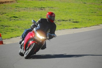 VFR1200 Marulan track day 1