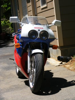 VFR750R Front