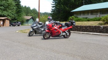 Cogswell / ChasingNolan stop near Clackamas River