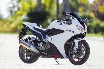 More information about "HondaVFR800 Fireblade scheme"