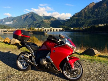 Columbia River Gorge - Bonneville Dam from the Washington State side.