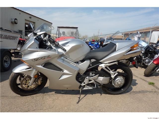 2002 Silver VFR800 ABS (Current)
