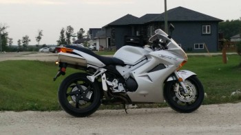 New '02 Silver VFR800 ABS