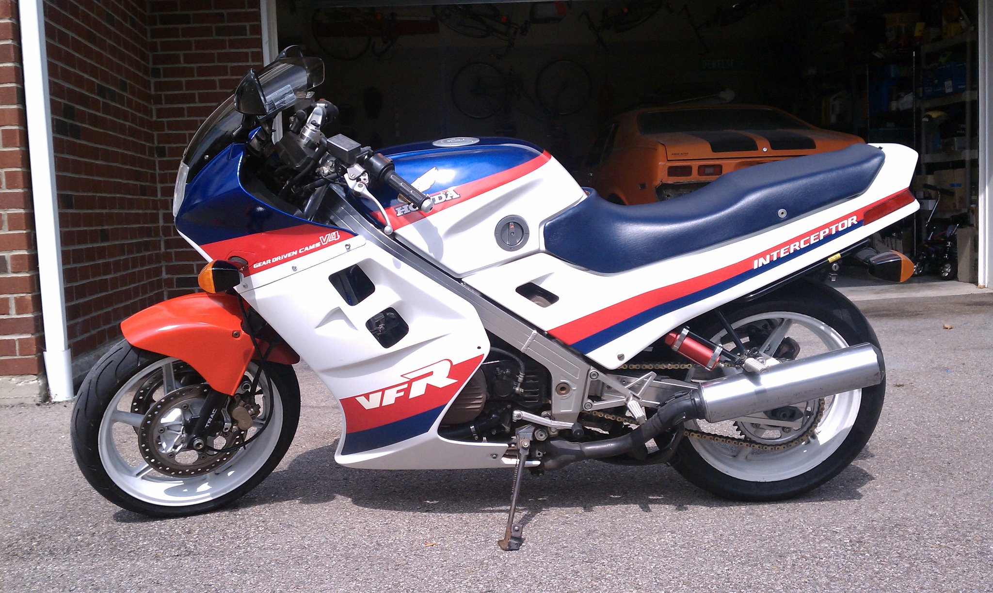 How much should I pay for a decent paint job? Body and Paint