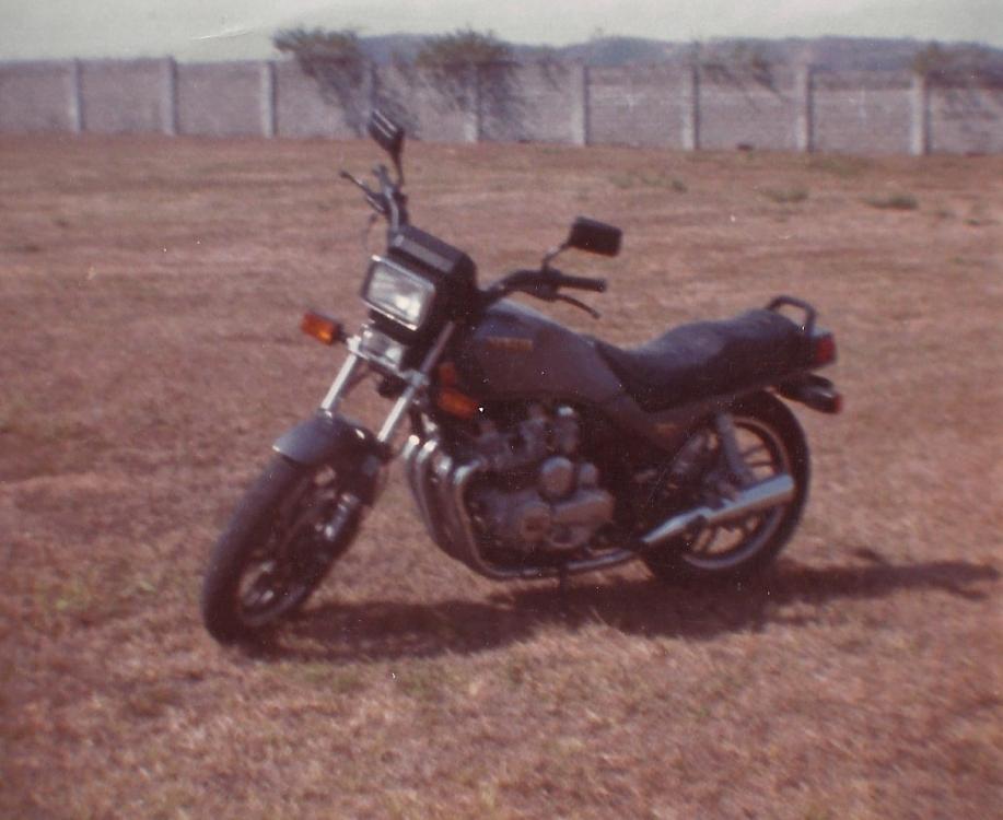 Yamaha XJ750 Seca 2.JPG