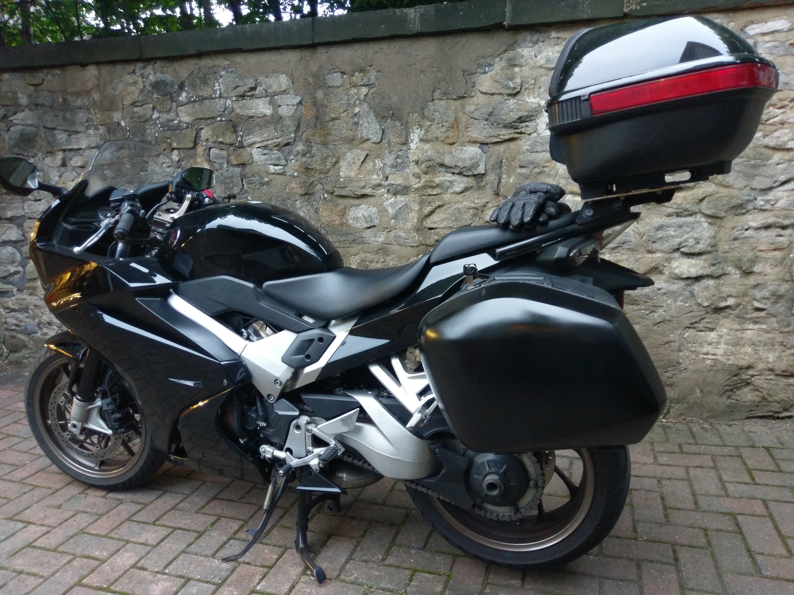 Factory Panniers with after market top case Eighth Generation