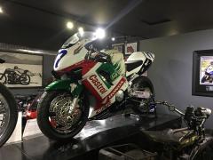 2000 Honda Castrol race Bike