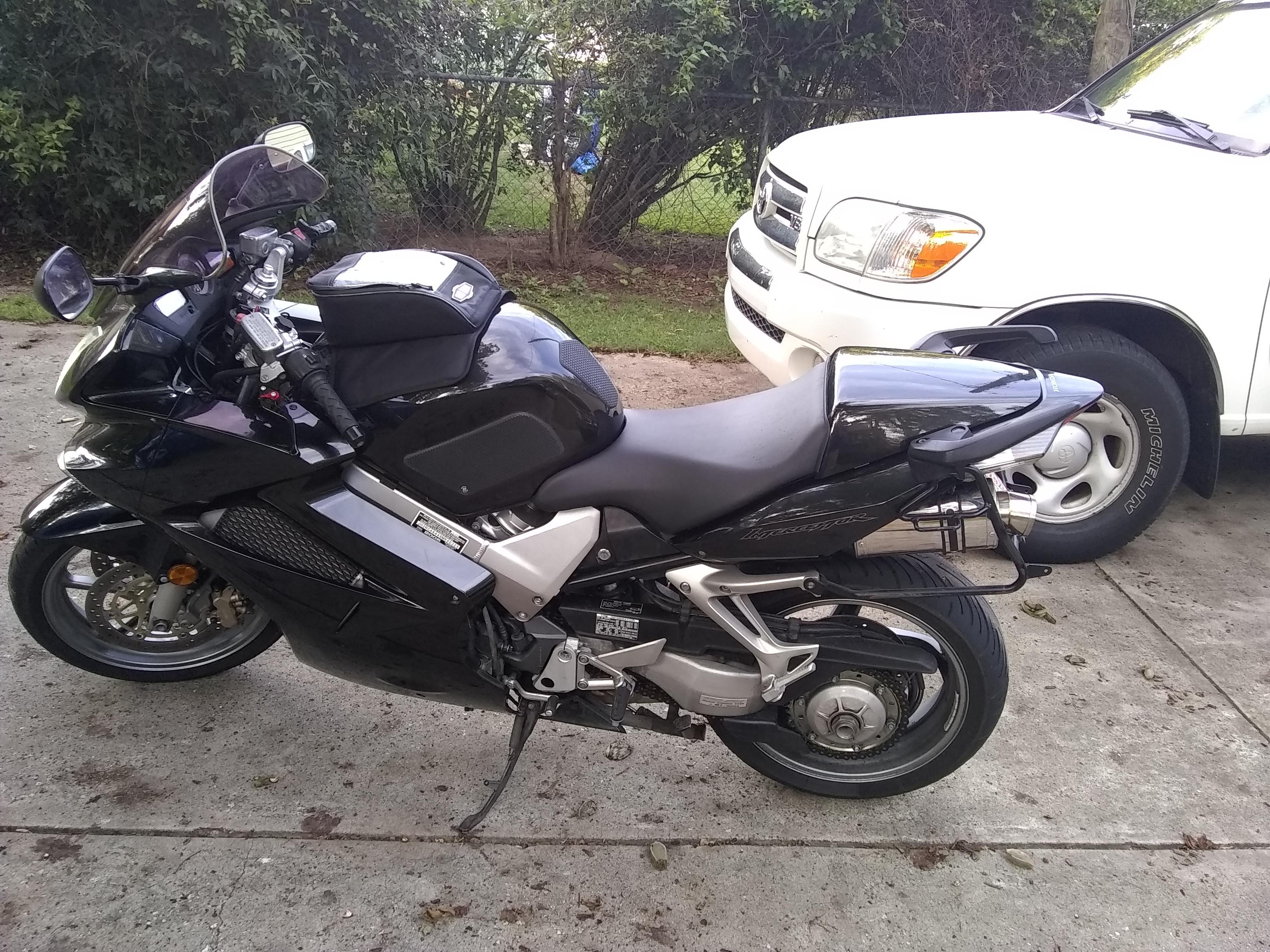 New seat cowl Sixth Generation VFR's VFRDiscussion