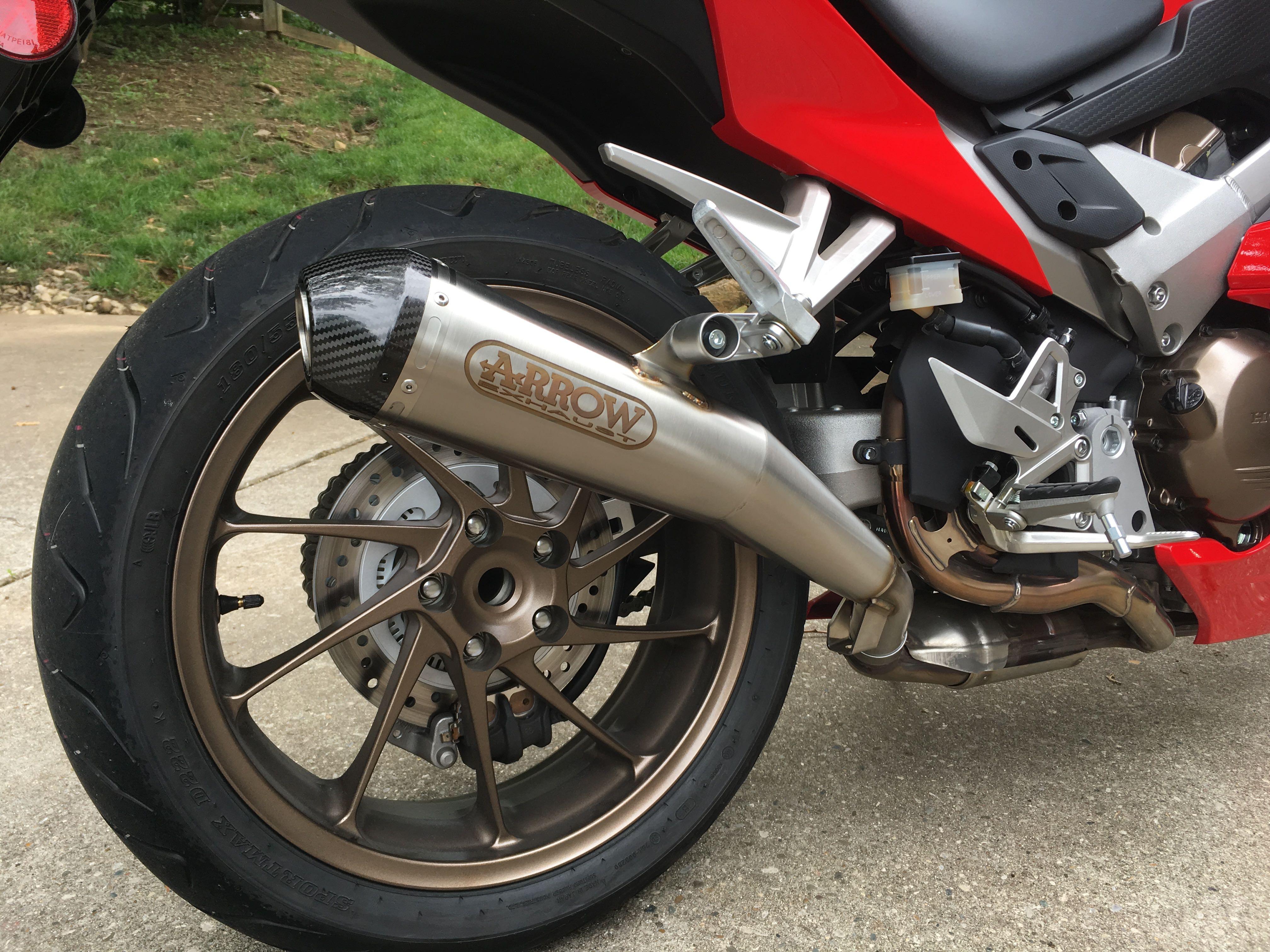Arrow Exhaust installation - Eighth Generation VFR's