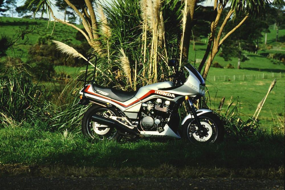 Terry Honda CBX750F (1).jpg