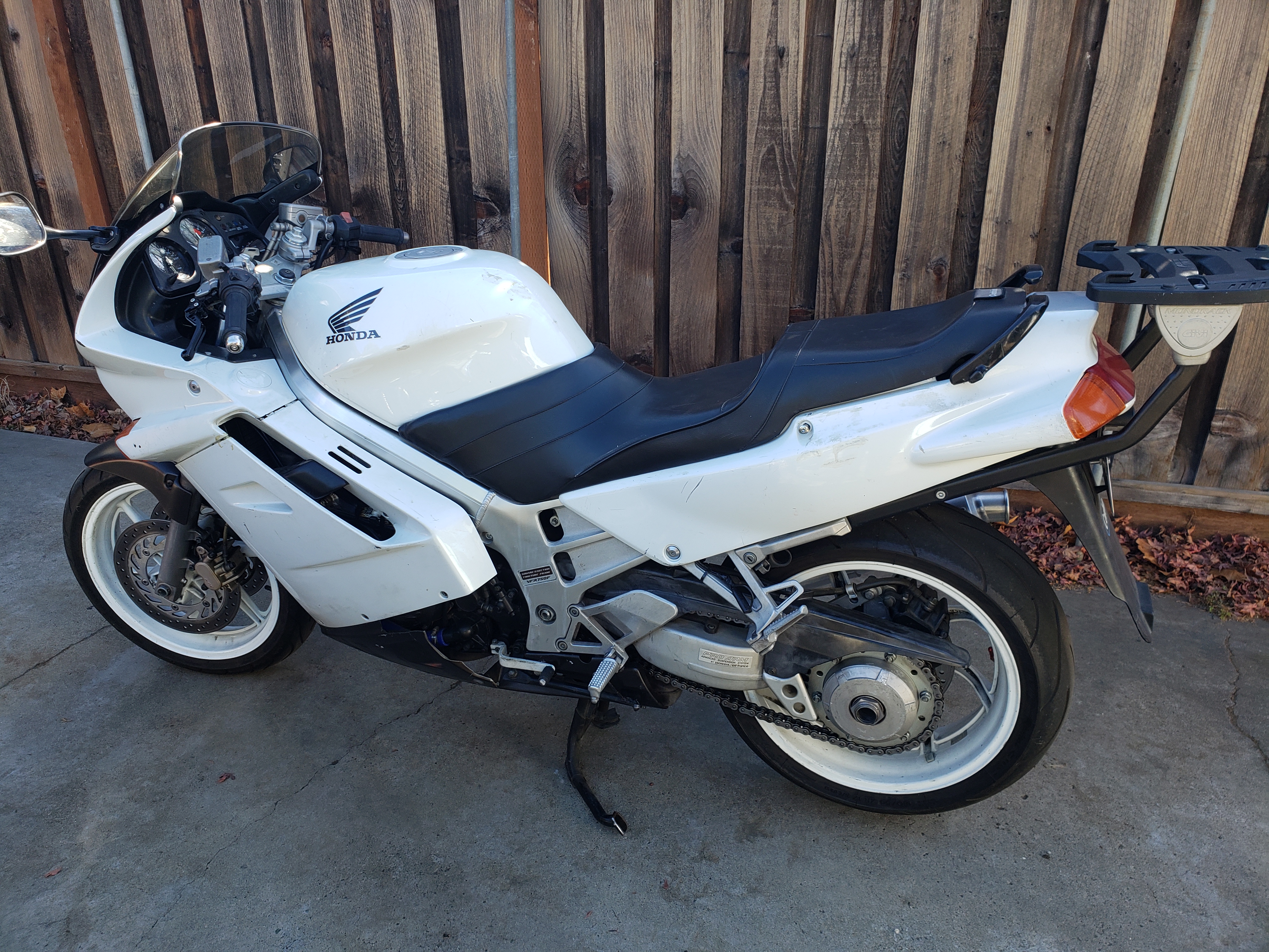 Yet Another BUDGET Street Fighter Build Third and Fourth Generation VFR s VFRDiscussion