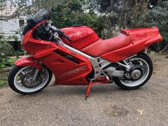 VFR 750 F (M) 1991 Italian Red, Very Red