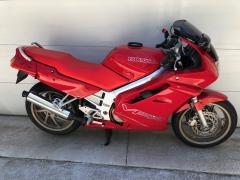 Honda VFR750F (M) Restored