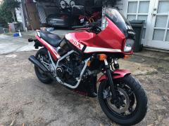 Honda VF1000F - RHS-01.jpeg