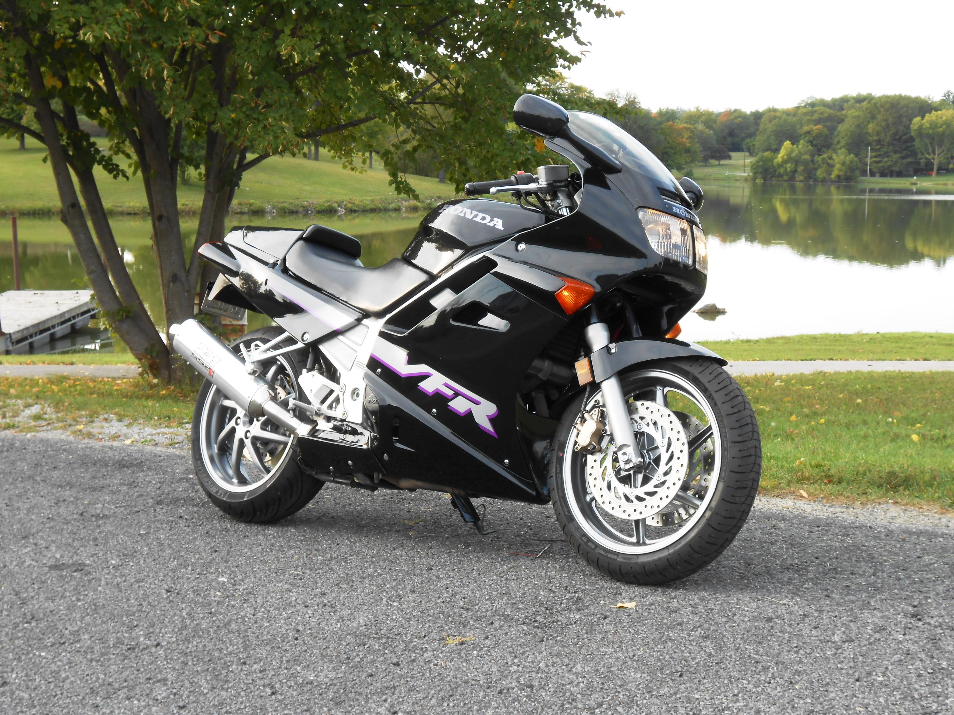 Honda vfr750f cheap