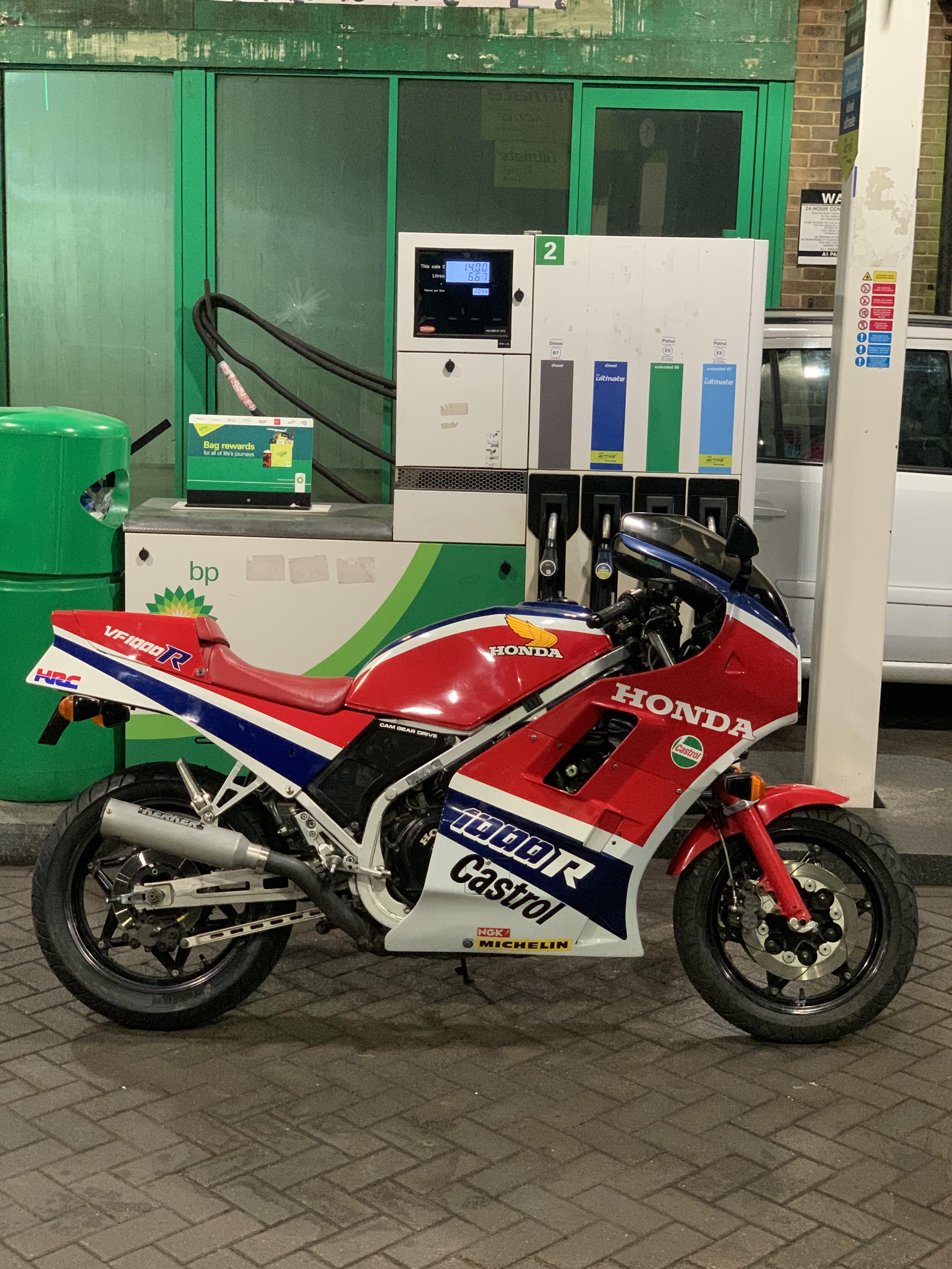 Vfr 1000 r hotsell